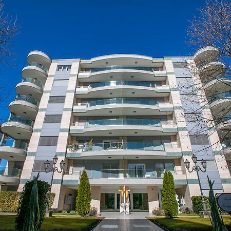 Prestige Du Lac 27 - Happy Rentals Lugano Luaran gambar